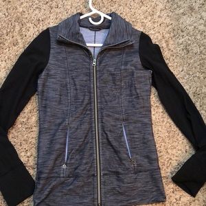 Lululemon two tone jacket. Size 6 gently used